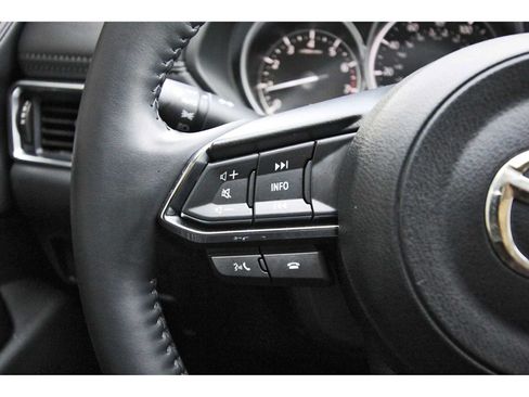 Used 2025 MAZDA CX-5 AWD 2.5 S w/ Preferred Package image 15