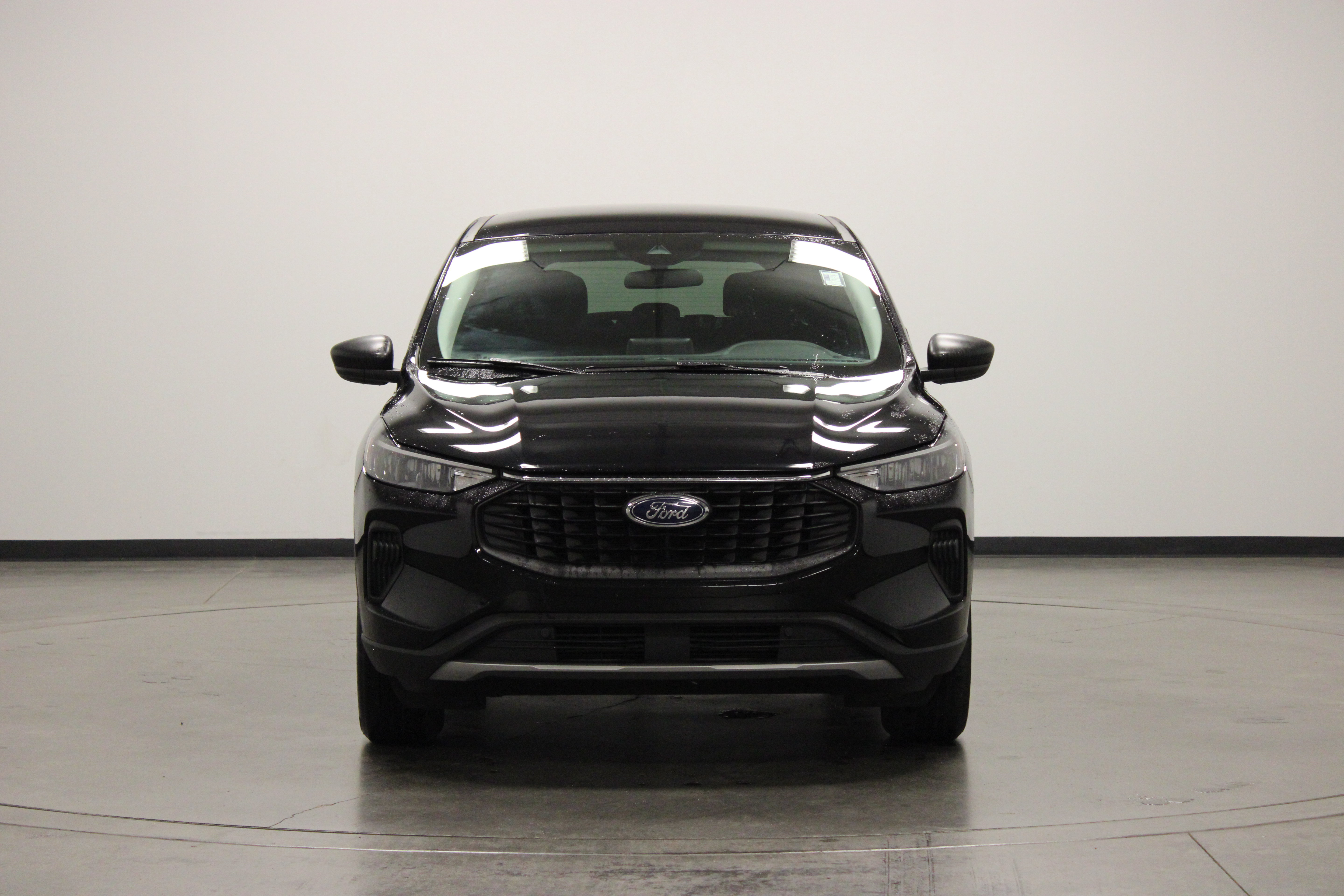 Used 2025 Ford Escape Active AWD/4WD image 3