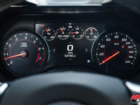 Used 2018 Chevrolet Camaro SS image 8