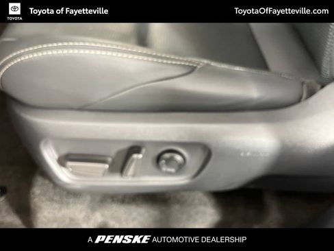 Certified 2025 Toyota 4Runner Limited AWD/4WD image 29