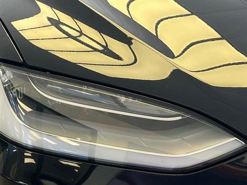 Used 2020 Tesla Model X Long Range image 18