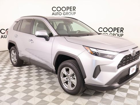 Used 2024 Toyota RAV4 XLE image 1
