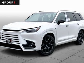 New 2026 Lexus TX 500h AWD video 1