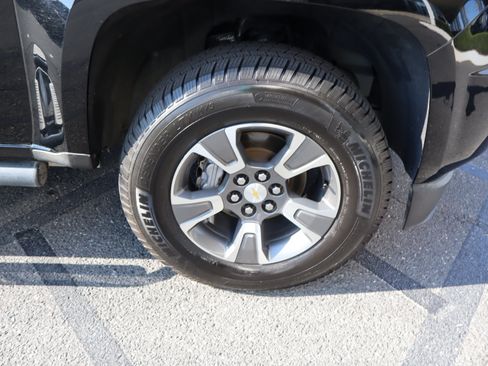 Used 2016 Chevrolet Colorado Z71 AWD/4WD image 39
