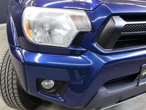 Used 2015 Toyota Tacoma 4x4 Double Cab w/ TRD Sport Package image 4