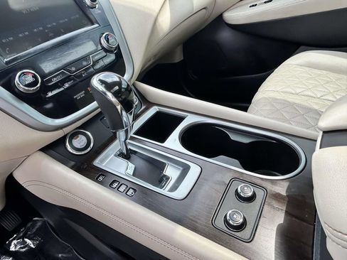 Used 2021 Nissan Murano Platinum w/ Cargo Package FWD image 17