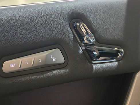 New 2026 BMW iX xDrive45 w/ M Sport Package image 25