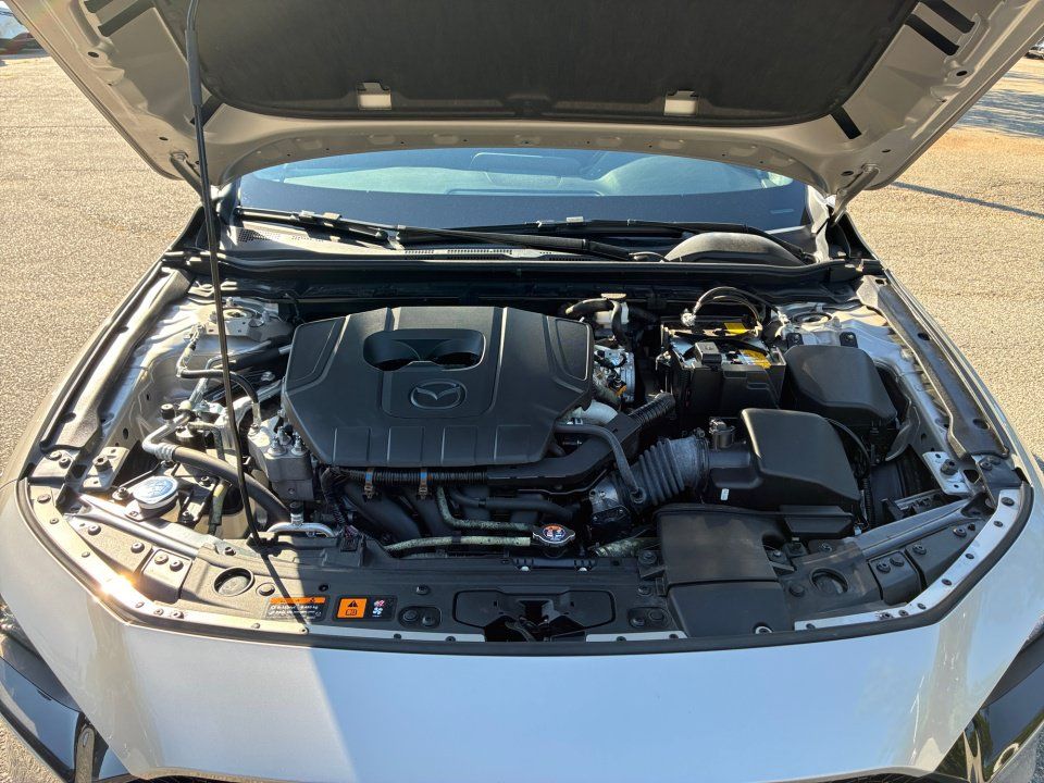 Used 2025 MAZDA MAZDA3 s Sport FWD image 16