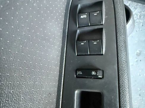 Used 2006 Ford Freestyle Limited image 40