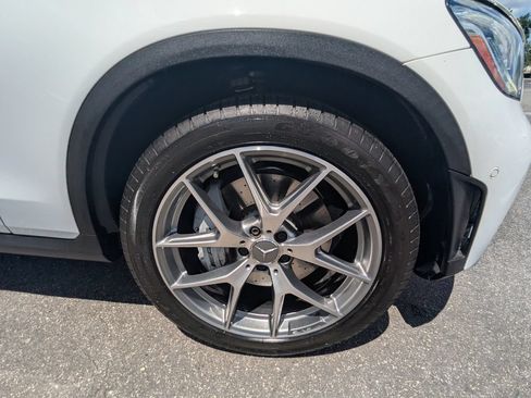 Certified 2022 Mercedes-Benz GLC 43 AMG 4MATIC image 24