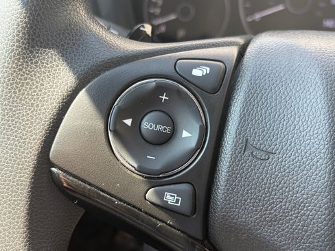 Used 2018 Honda HR-V EX image 20
