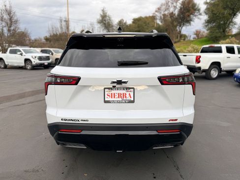 New 2026 Chevrolet Equinox RS w/ Convenience Package III image 5