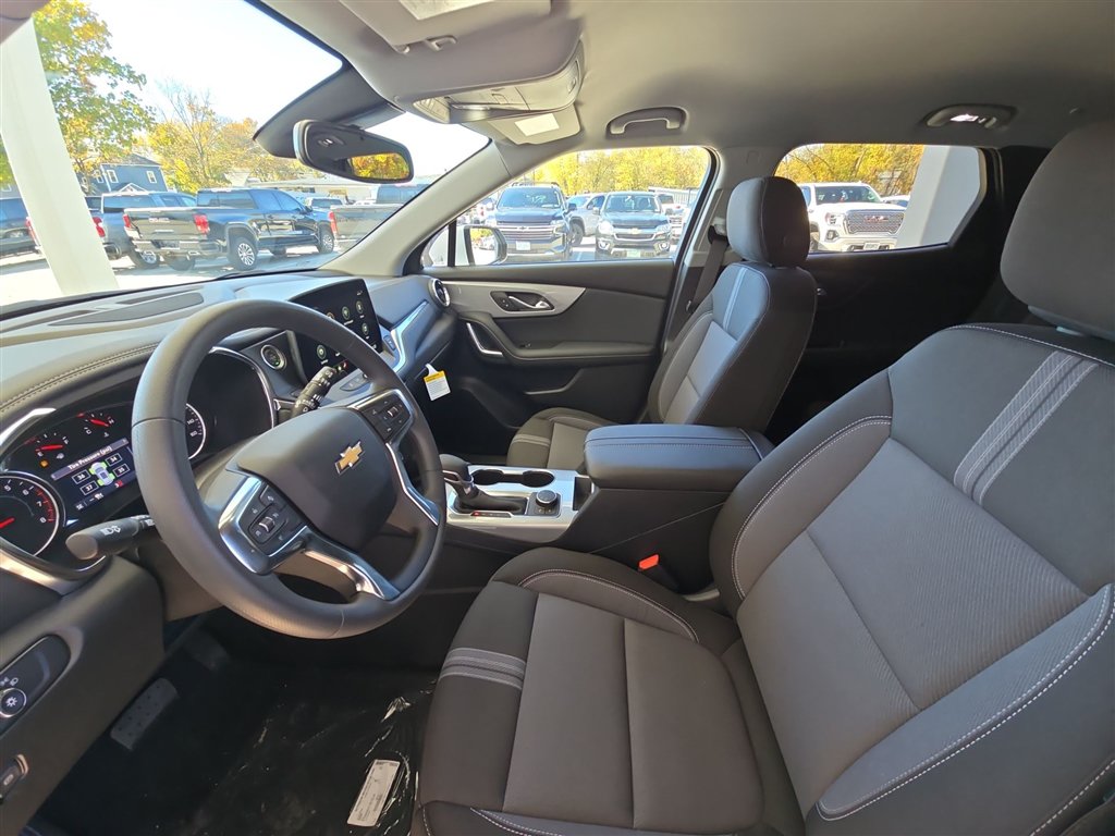 New 2026 Chevrolet Blazer LT w/ Convenience Package AWD/4WD image 20