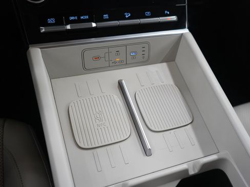 Used 2025 Hyundai Santa Fe SEL image 25