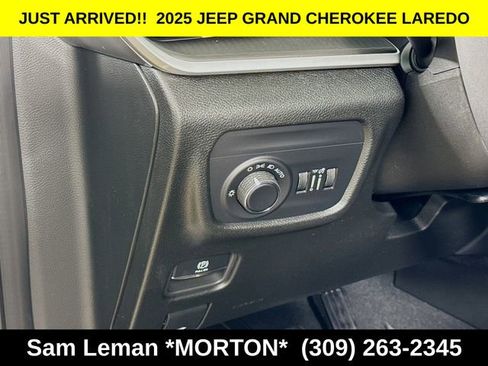 New 2025 Jeep Grand Cherokee Laredo w/ Luxury Tech Group I image 10