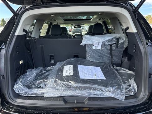 New 2025 Subaru Ascent Bronze Edition image 31