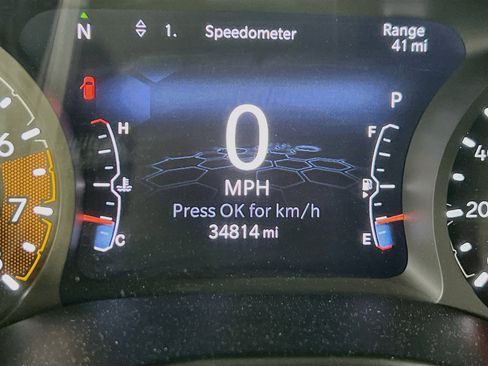 Used 2022 Jeep Compass Trailhawk w/ Trailhawk Convenience Group AWD/4WD image 12