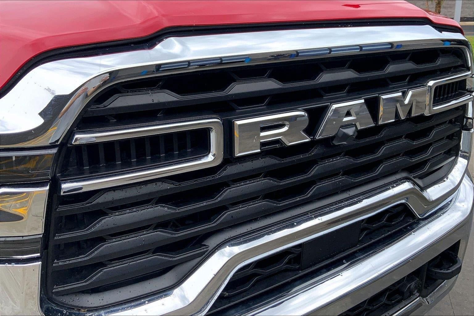 Used 2026 RAM 2500 Big Horn AWD/4WD image 28