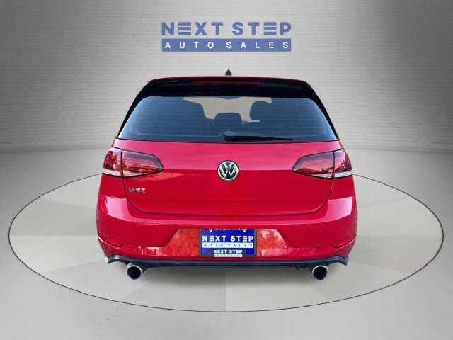 Used 2018 Volkswagen GTI SE FWD image 7