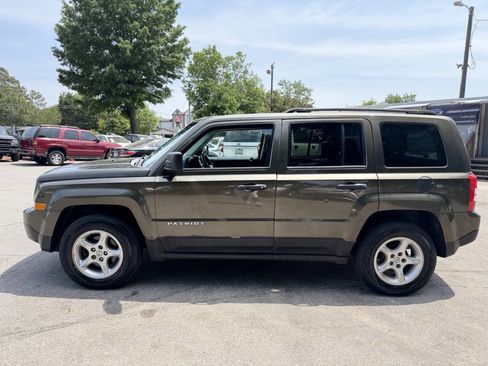 Used 2015 Jeep Patriot Sport FWD image 10