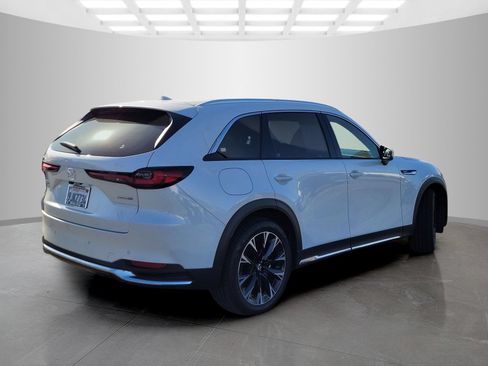 Used 2024 MAZDA CX-90 Plug-In Hybrid w/ Premium Plus AWD/4WD image 4