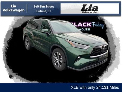 Used 2023 Toyota Highlander XLE