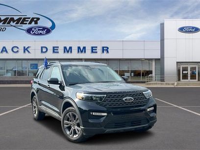 Certified 2023 Ford Explorer XLT w/ Equipment Group 202A