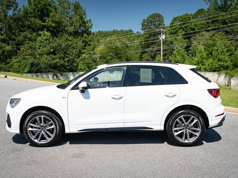Used 2025 Audi Q3 2.0T Premium w/ Convenience Package AWD/4WD image 5