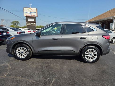 Used 2021 Ford Escape SE FWD image 3