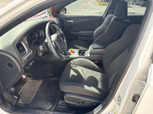 Used 2019 Dodge Charger R/T w/ Blacktop Package RWD image 10