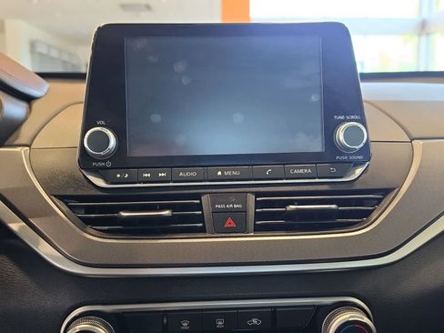 Used 2023 Nissan Altima 2.5 SR FWD image 26