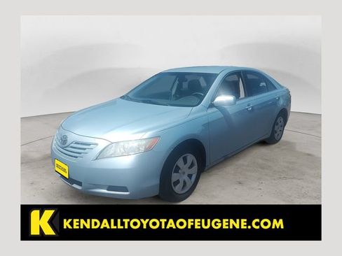 Used 2008 Toyota Camry LE FWD image 1
