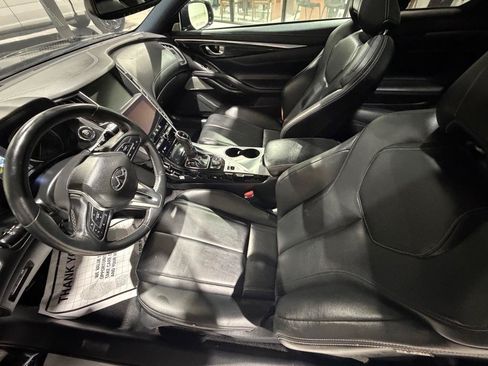 Used 2017 INFINITI Q60 3.0t Sport RWD image 20