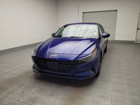 Used 2022 Hyundai Elantra SEL FWD image 15