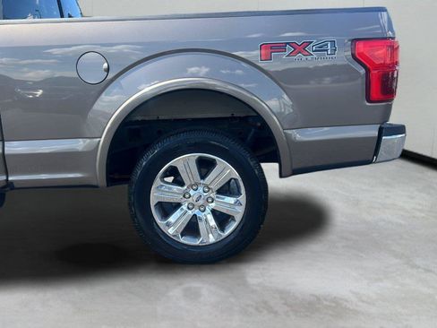 Used 2019 Ford F150 Lariat w/ Equipment Group 502A Luxury AWD/4WD image 27