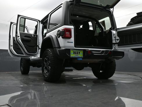 Used 2023 Jeep Wrangler Unlimited Rubicon 4xe w/ Safety Group AWD/4WD image 40