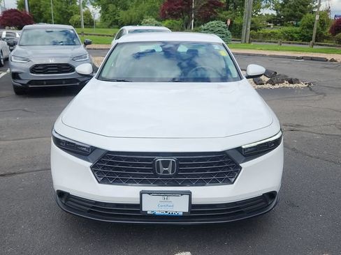 Used 2025 Honda Accord LX image 2