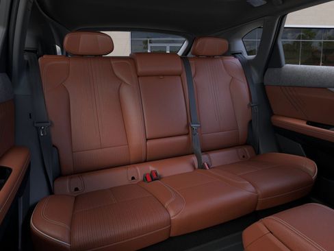 New 2025 Cadillac Optiq Luxury 2 w/ LPO, Floor Liner Package image 17