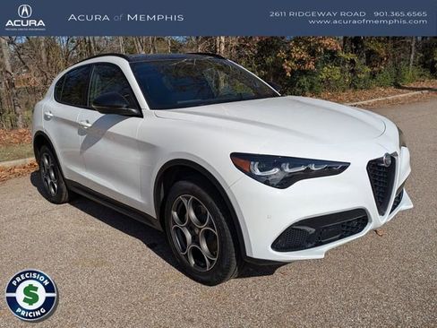 Used 2025 Alfa Romeo Stelvio Sprint w/ Convenience Package AWD/4WD image 7