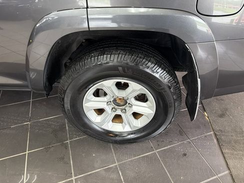 Used 2017 Toyota 4Runner SR5 image 32