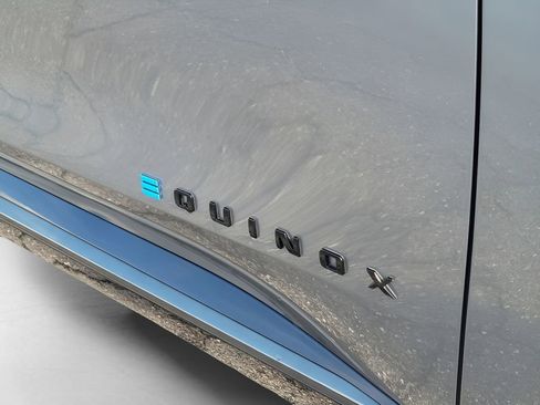New 2026 Chevrolet Equinox EV RS FWD image 41