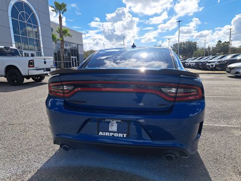 Used 2021 Dodge Charger GT w/ Blacktop Package image 5