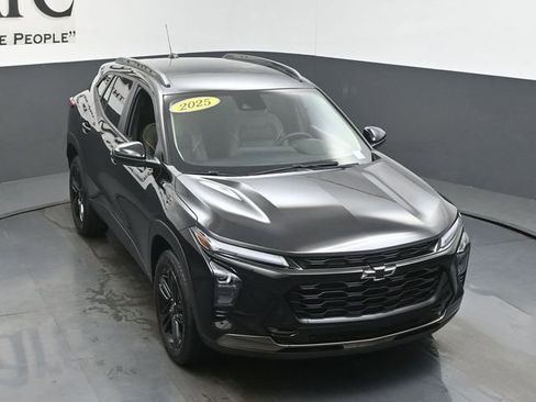 Used 2025 Chevrolet Trax ACTIV w/ Driver Confidence Package FWD image 47