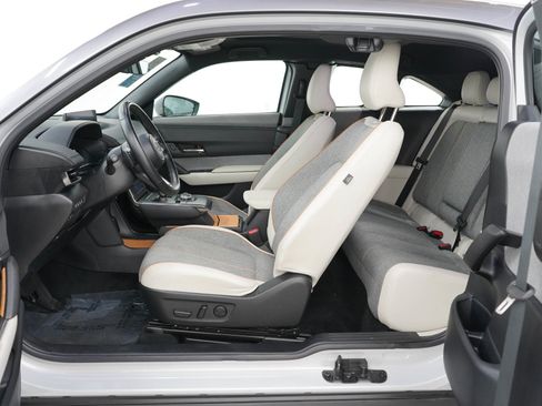 Used 2022 MAZDA MX-30 Electric w/ Premium Plus Pkg FWD image 22