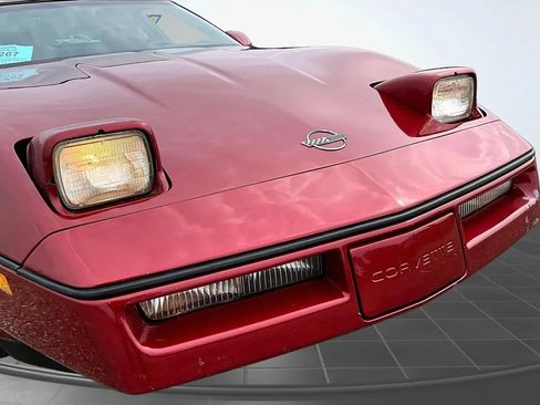 Used 1990 Chevrolet Corvette Coupe RWD image 27