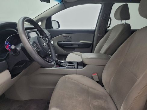 Used 2021 Kia Sedona LX FWD image 17