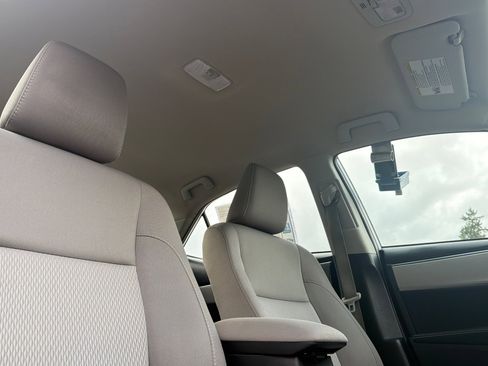 Used 2014 Toyota Corolla LE image 16