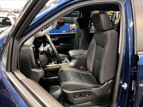 Used 2023 Chevrolet Silverado 1500 LT Trail Boss AWD/4WD image 9