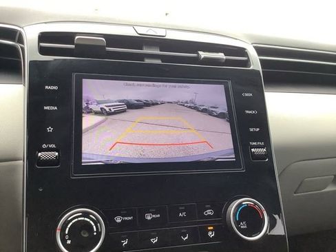 Certified 2024 Hyundai Tucson SE FWD image 30