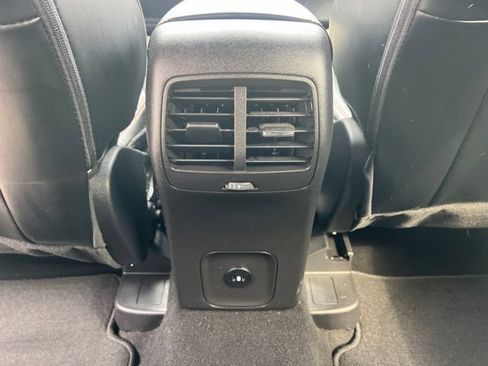 Used 2024 Ford Escape ST-Line w/ Tech Pack #1 AWD/4WD image 18